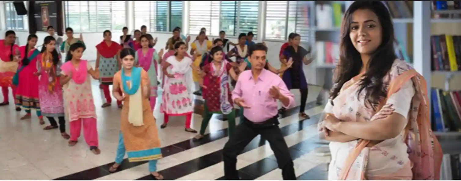 Arya Vidya Mandir High School & Junior College gallery image 1