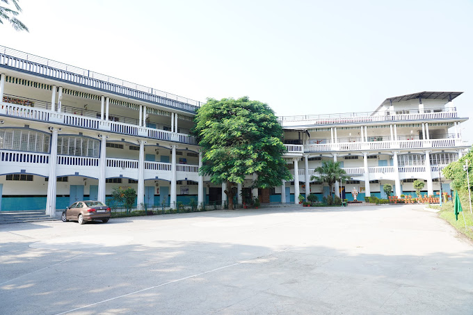Beverly Hills Shalini School cover Image