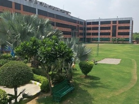 Delhi International School gallery image 2