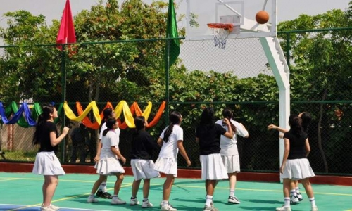 Queen Mary's School gallery image 2
